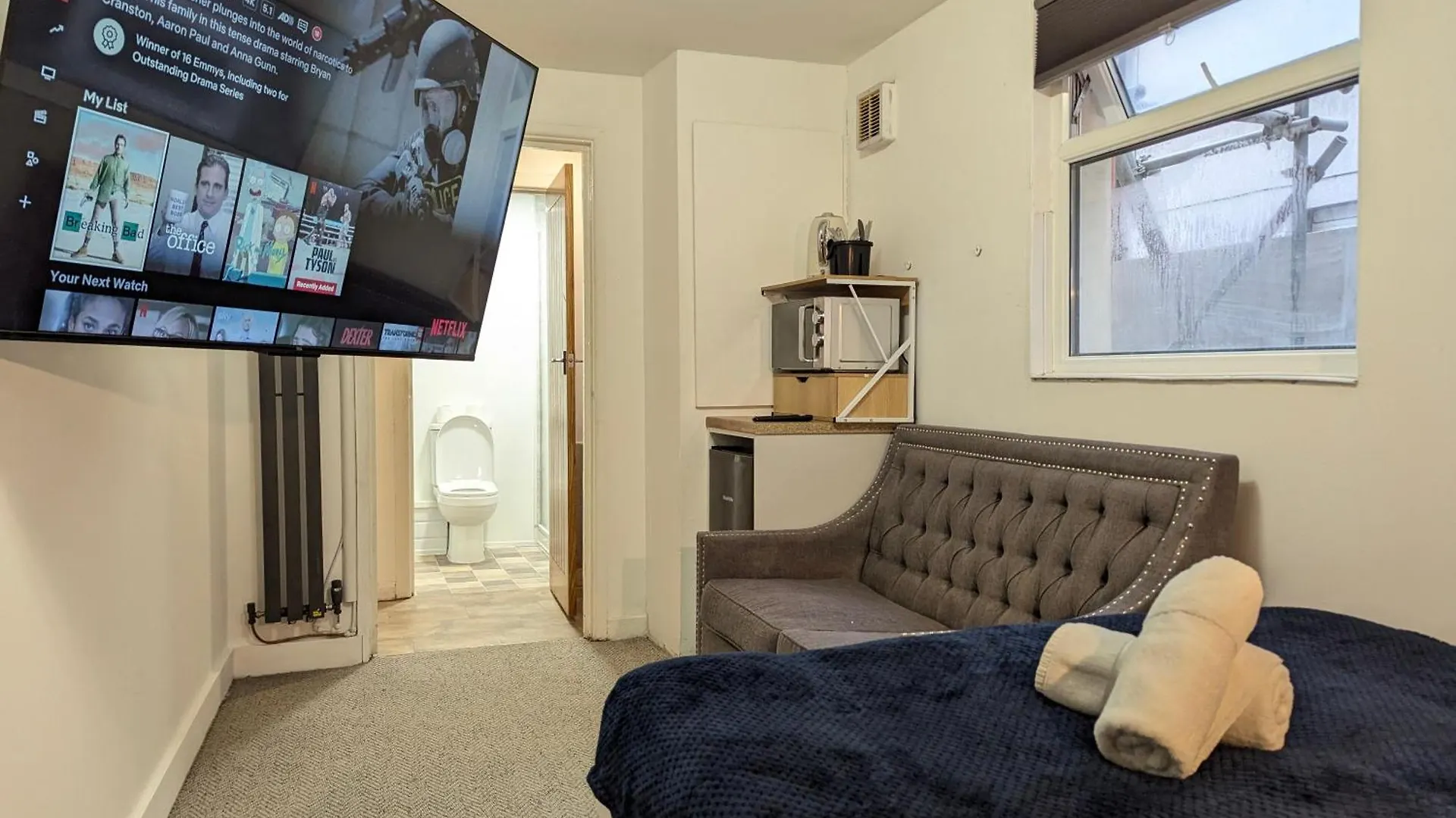 Cosy & Central Studio Apartments Cardiff 0*,