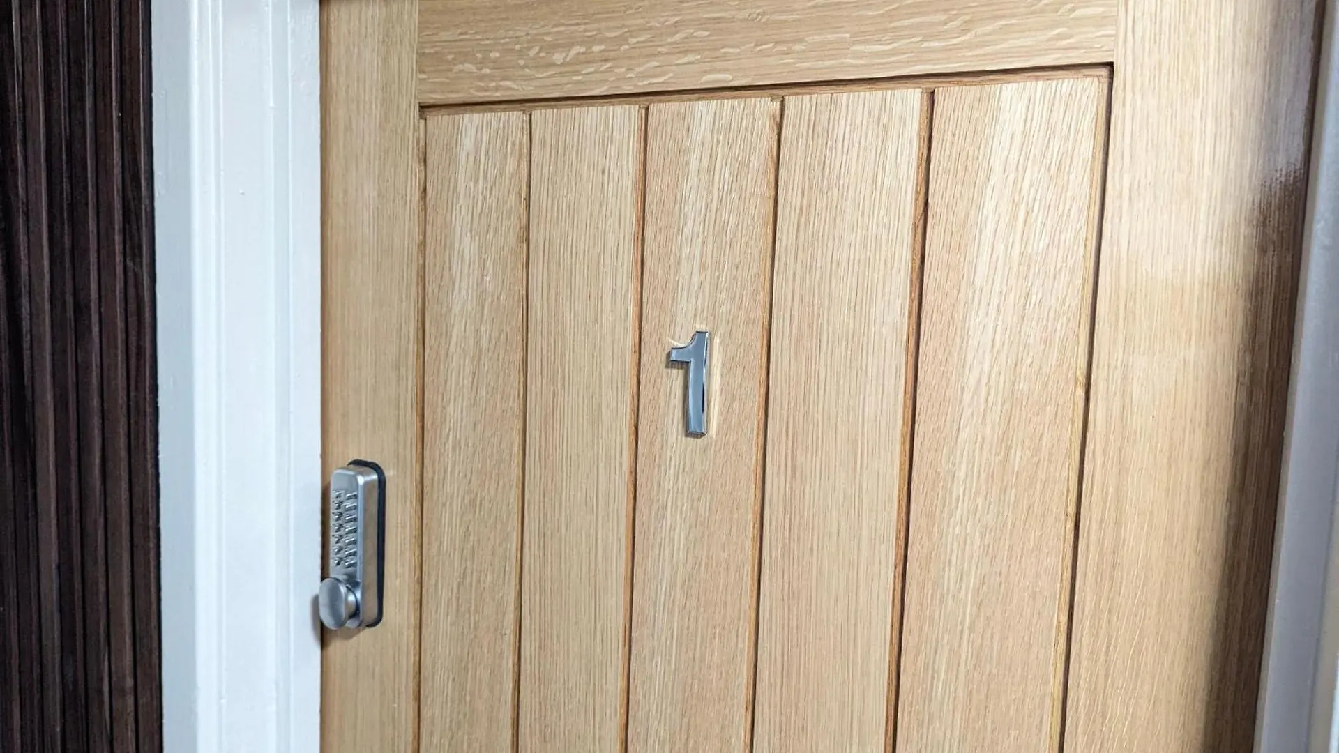 Cosy & Central Studio Apartments Cardiff 0*,  United Kingdom