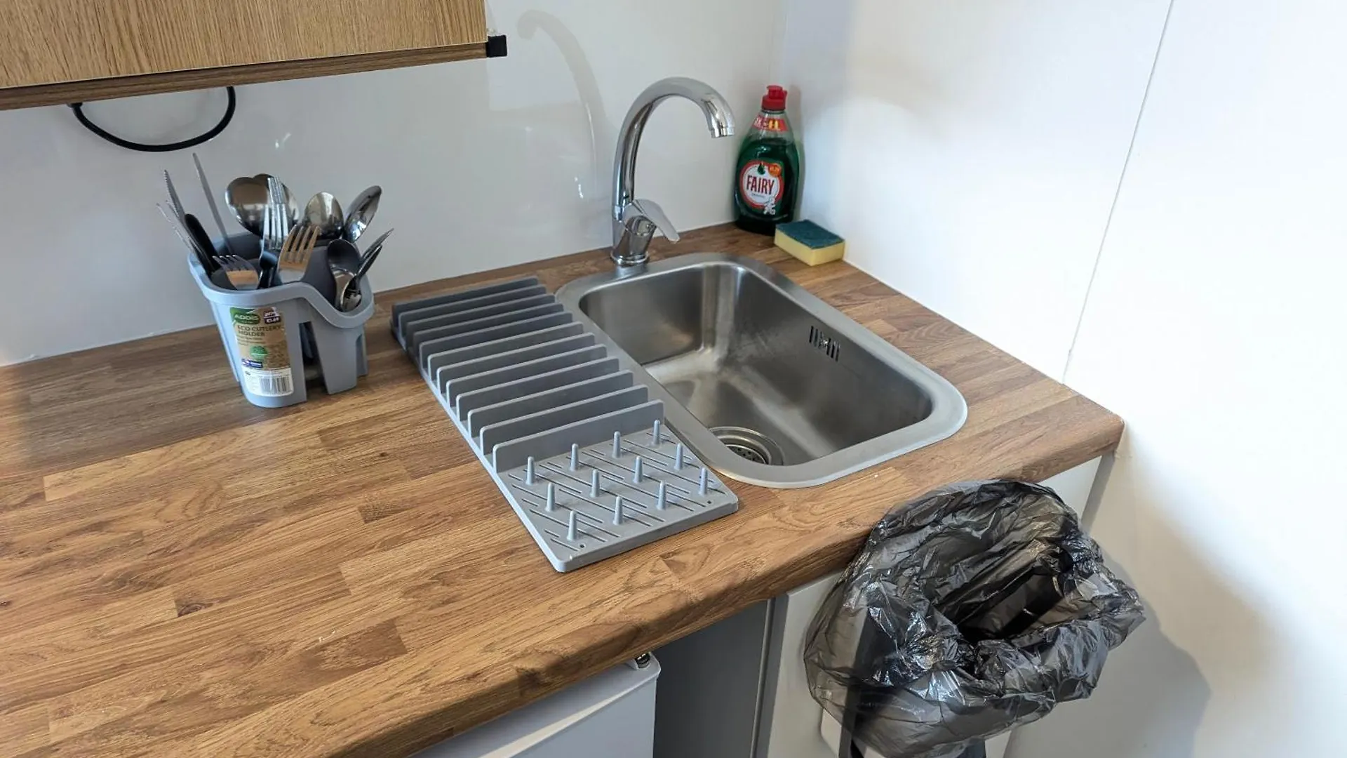 Cosy & Central Studio Apartments Cardiff United Kingdom