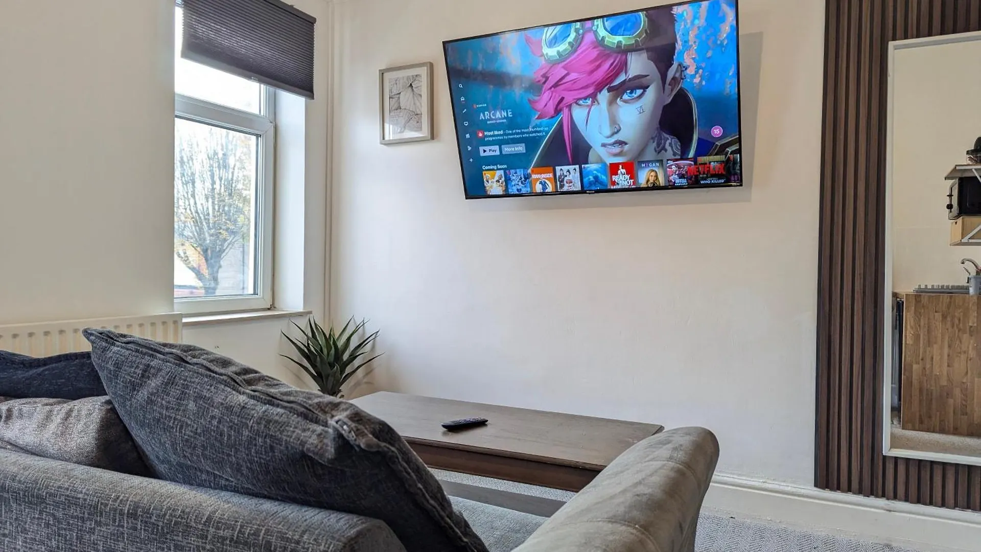 Cosy & Central Studio Apartments Cardiff
